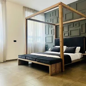 la-chambre-milano.italymilanhotels.net/